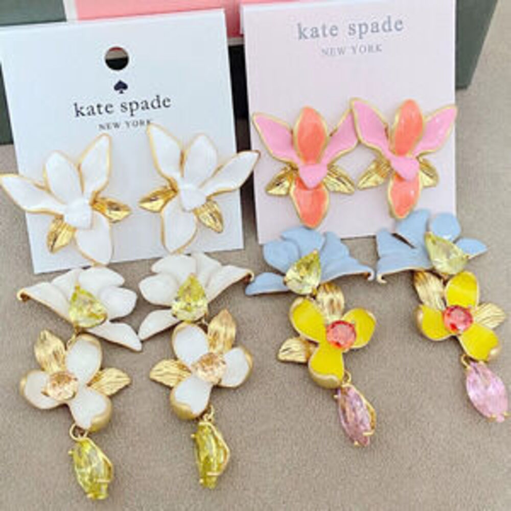 kate spade Bold Flower Design